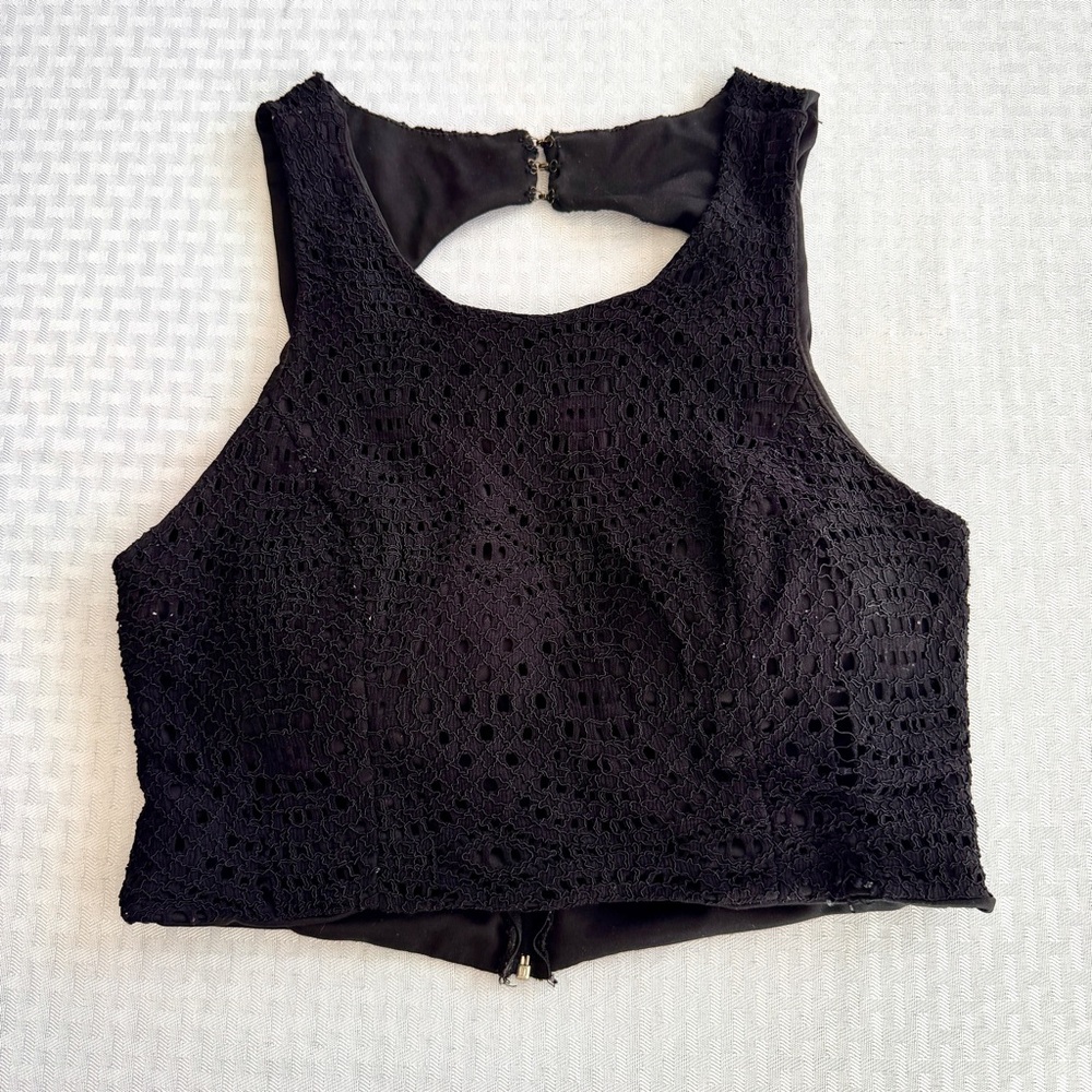 Sequin Hearts Black Lace Crop Top High Neck Open Back Size 13 Gothic Grunge